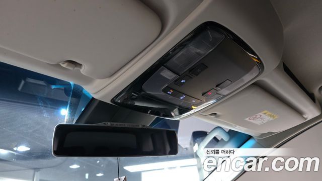 Hyundai Staria 2022 — photo 25