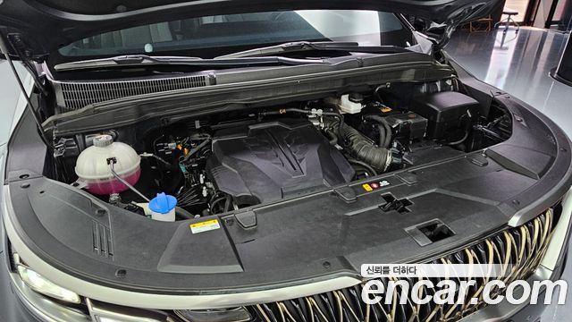 Kia Canival 2023 — photo 6