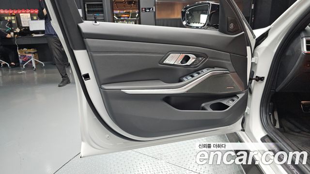 BMW M3 2025 — photo 14