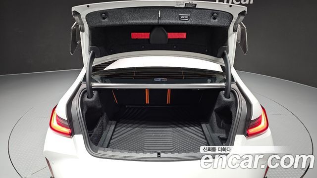 BMW M3 2025 — photo 31