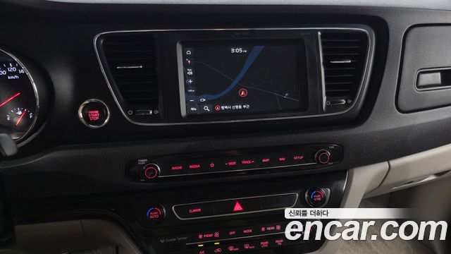 Kia Canival 2019 — photo 20