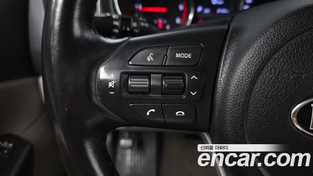 Kia Canival 2019 — photo 23