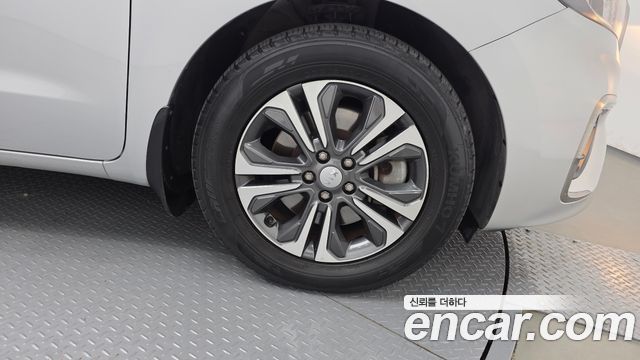 Kia Canival 2019 — photo 7