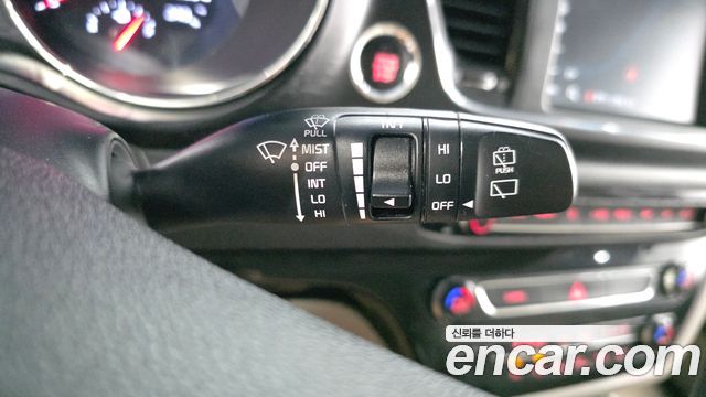 Kia Canival 2019 — photo 32