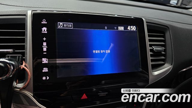Honda Pilot 2018 — photo 16