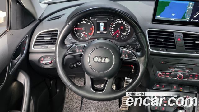 Audi Q3 2014 — photo 13
