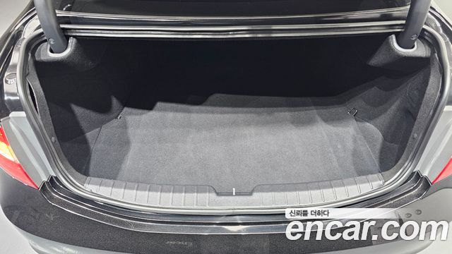 Hyundai Grandeur 2016 — photo 22