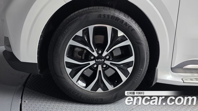 Kia Canival 2022 — photo 5
