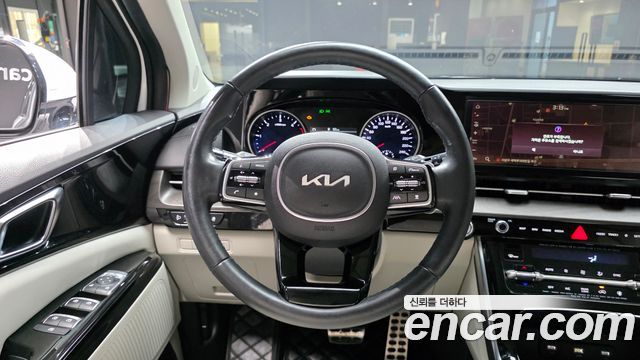 Kia Canival 2022 — photo 20