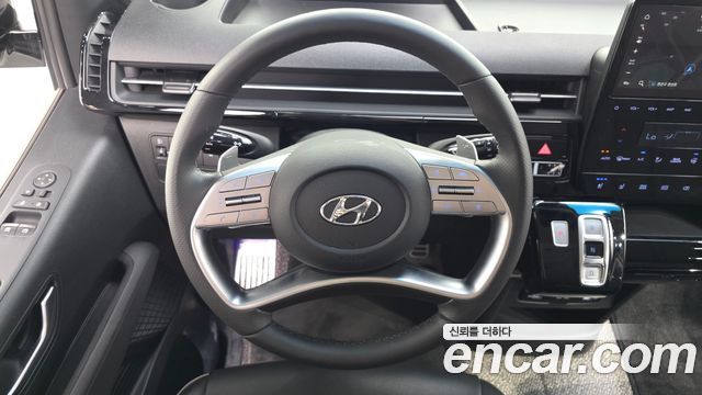 Hyundai Staria 2022 — photo 21