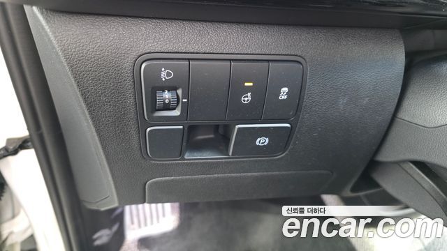 Hyundai Staria 2022 — photo 27