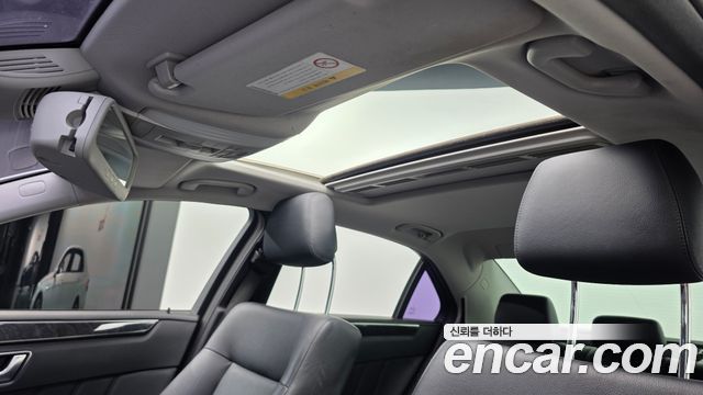 Mercedes-Benz E-Class 2013 — photo 29
