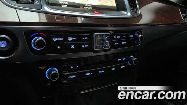 Hyundai Equus 2014 — photo 16