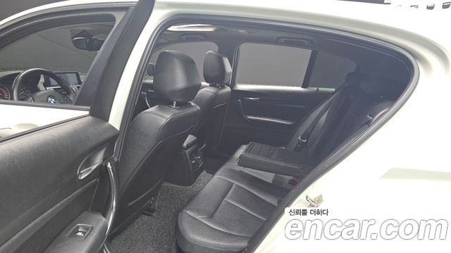 BMW 1-Series 2013 — photo 12