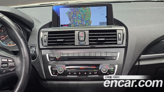 BMW 1-Series 2013 — photo 16