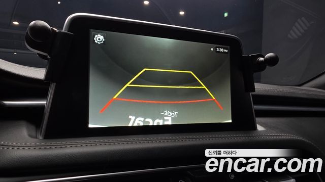 Genesis G70 2019 — photo 15