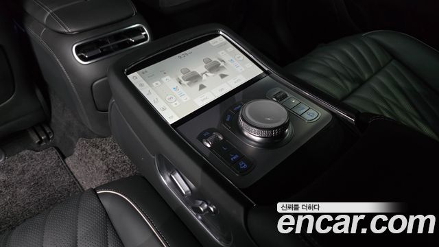 Genesis G90 2024 — photo 36