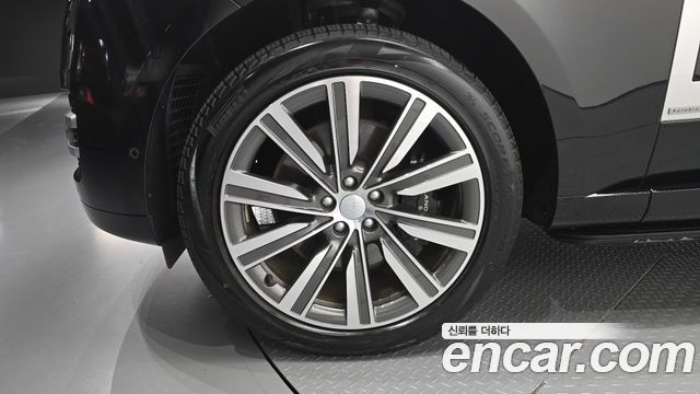 Land Rover Range Rover 2023 — photo 5