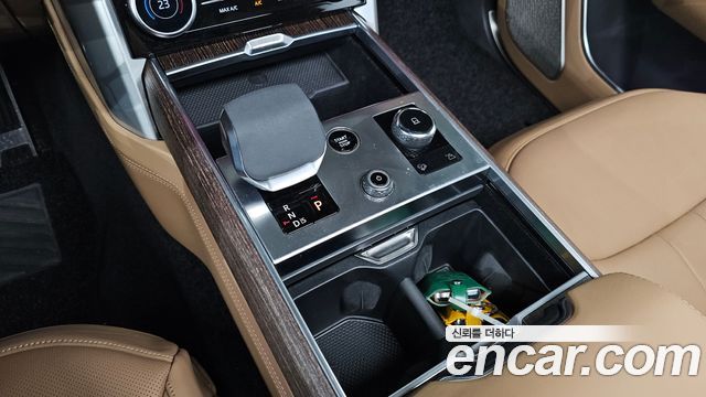 Land Rover Range Rover 2023 — photo 12