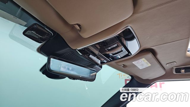 Land Rover Range Rover 2023 — photo 20