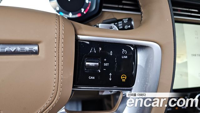 Land Rover Range Rover 2023 — photo 24