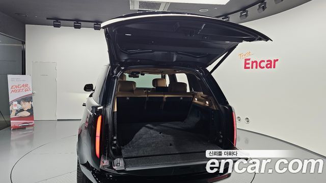 Land Rover Range Rover 2023 — photo 34