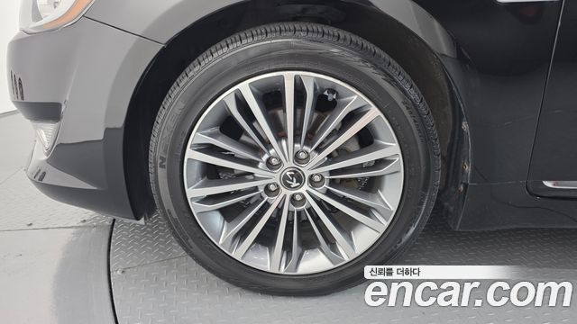 Kia K7 2010 — photo 5