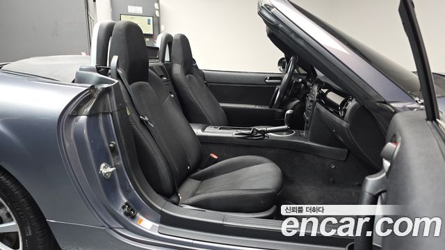 Mazda MX-5 Miata 2007 — photo 17
