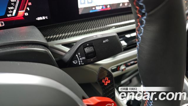 BMW X6M 2025 — photo 26