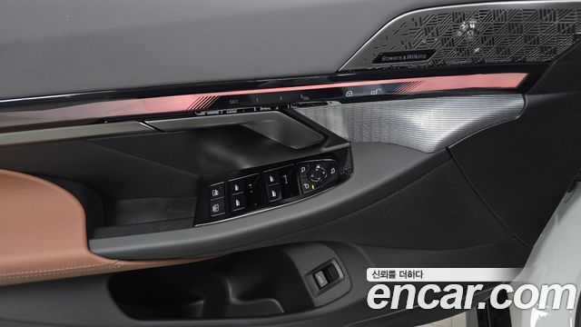 BMW 5-Series 2026 — photo 25