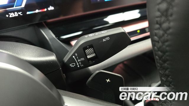 BMW 5-Series 2026 — photo 31