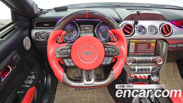 Ford Mustang 2015 — photo 12