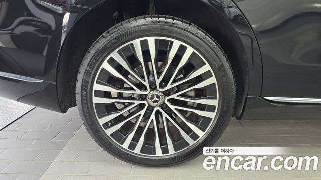 Mercedes-Benz S-Class 2022 — photo 5