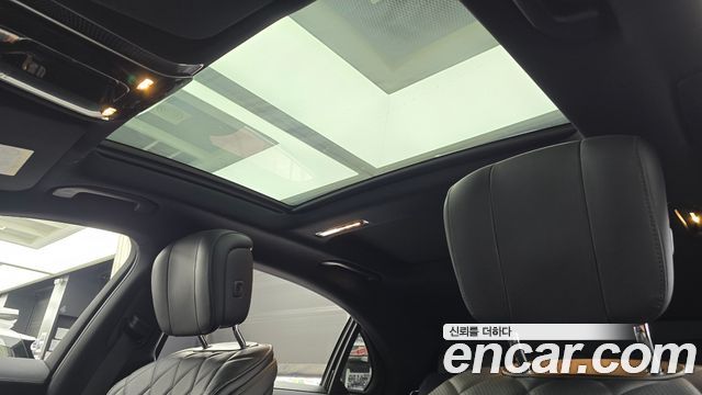 Mercedes-Benz S-Class 2022 — photo 24