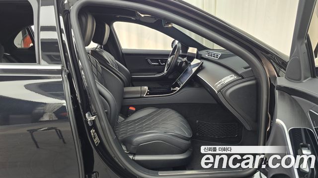 Mercedes-Benz S-Class 2022 — photo 16