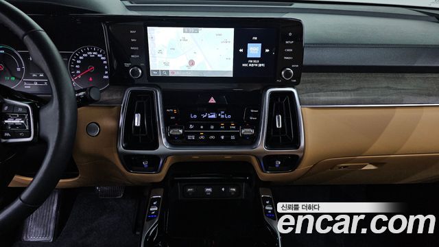 Kia Sorento 2023 — photo 18
