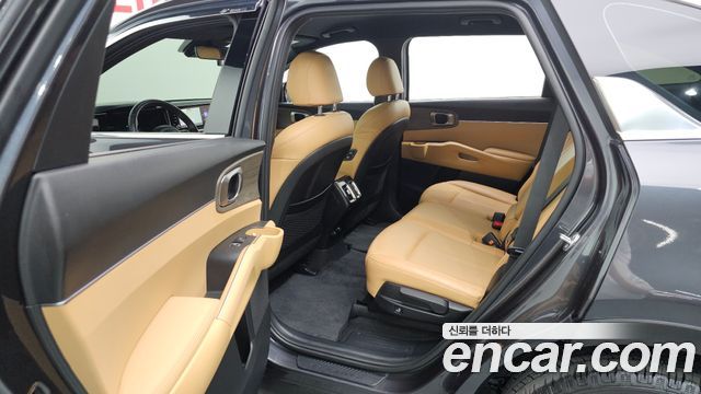 Kia Sorento 2023 — photo 25