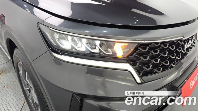Kia Sorento 2023 — photo 8