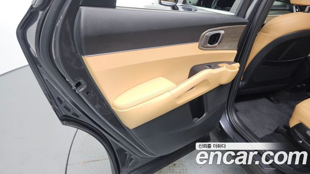 Kia Sorento 2023 — photo 15