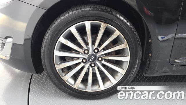 Kia K7 2016 — photo 5