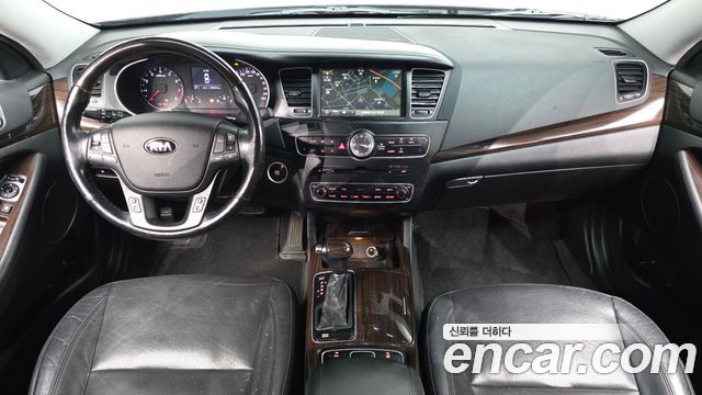 Kia K7 2016 — photo 10