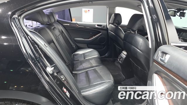Kia K7 2016 — photo 18