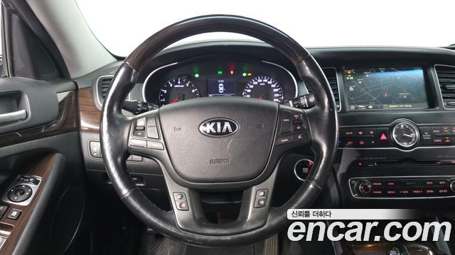 Kia K7 2016 — photo 19