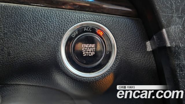 Kia K7 2016 — photo 25