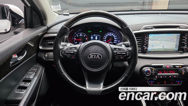 Kia Sorento 2017 — photo 18