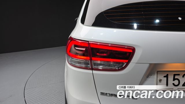 Kia Sorento 2017 — photo 9