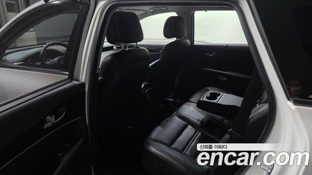 Kia Sorento 2017 — photo 16