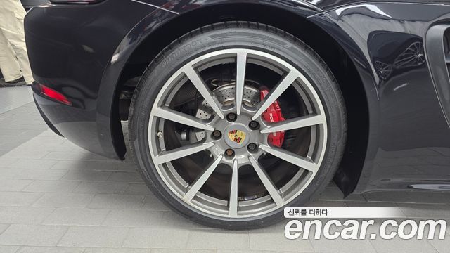 Porsche 718 2017 — photo 5