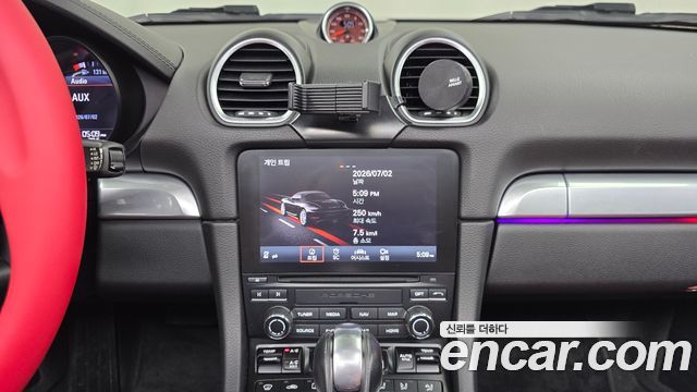 Porsche 718 2017 — photo 18