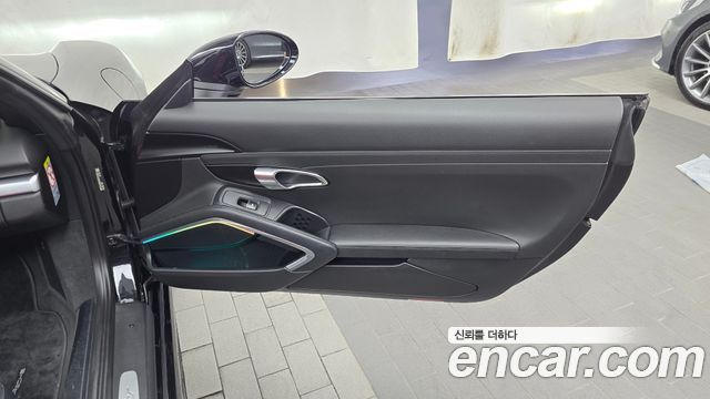 Porsche 718 2017 — photo 15